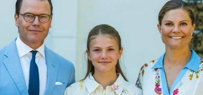 Kronprinsessan Victoria på teater med familjen